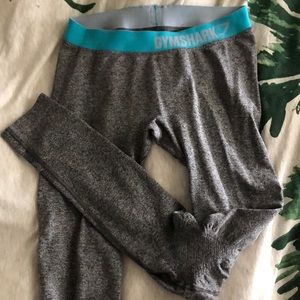 Gym shark leggings Size s, 4-6